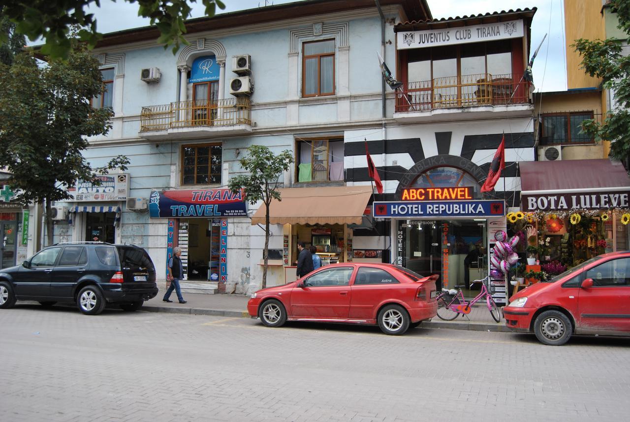 Hotel Republika Тирана Екстериор снимка