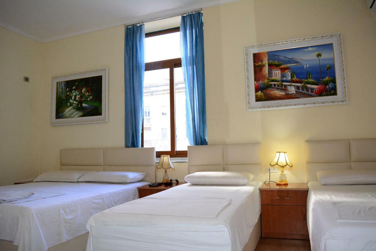 Hotel Republika Тирана Екстериор снимка