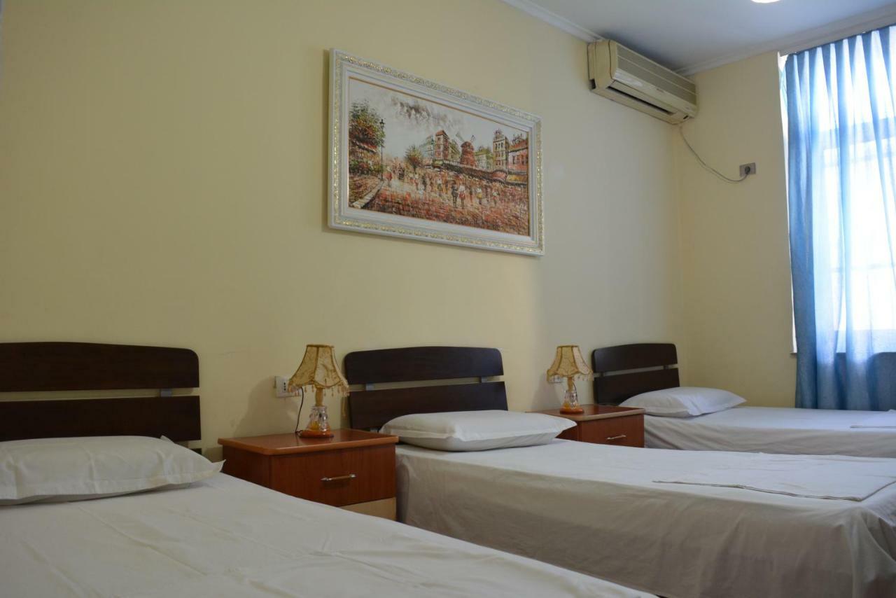 Hotel Republika Тирана Екстериор снимка